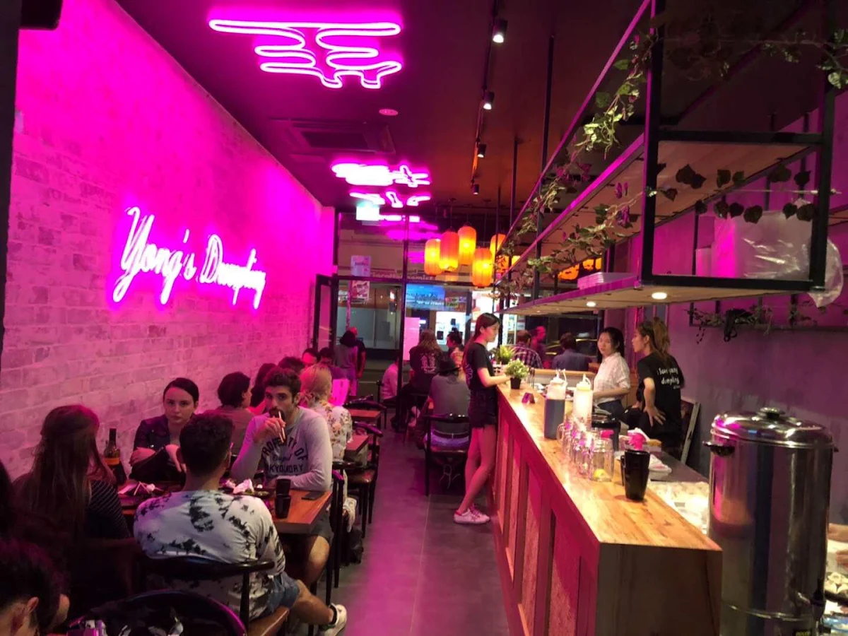 Vibe, Yang's Dumpling bar