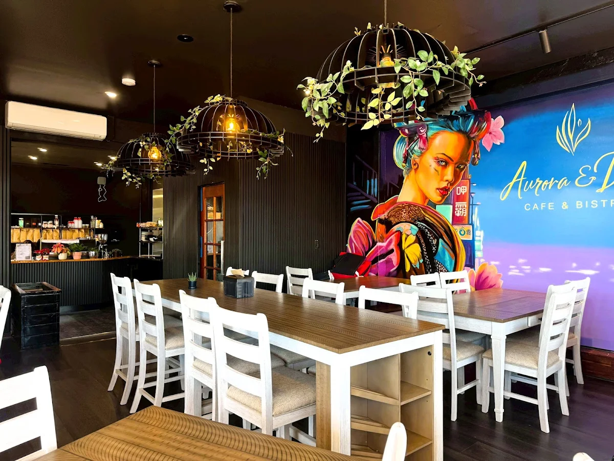 Vibe, Aurora & Dusk cafe bistro