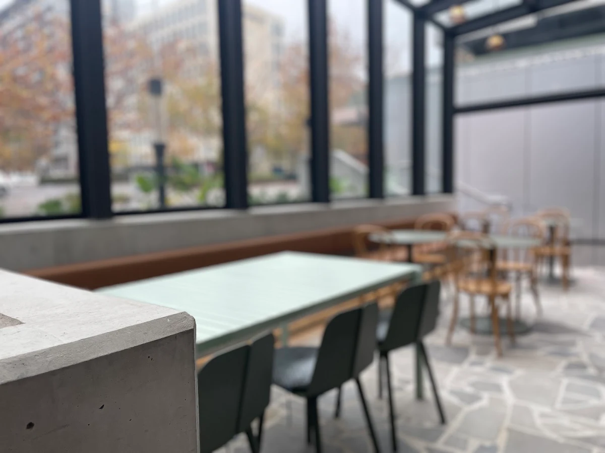 Vibe, Artisan Canberra Cafe