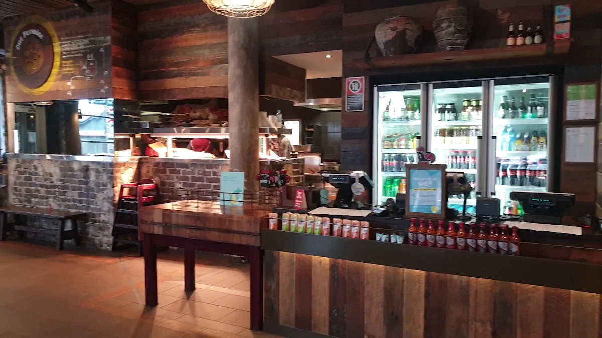 Vibe, Nando's Alexandria