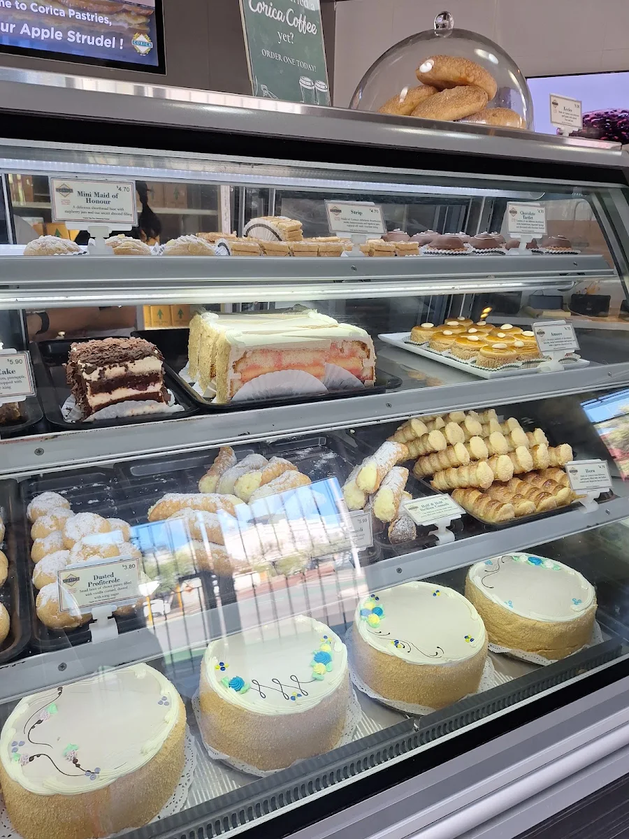 Vibe, Corica Pastries