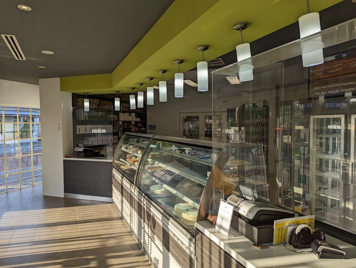 Vibe, Corica Pastries