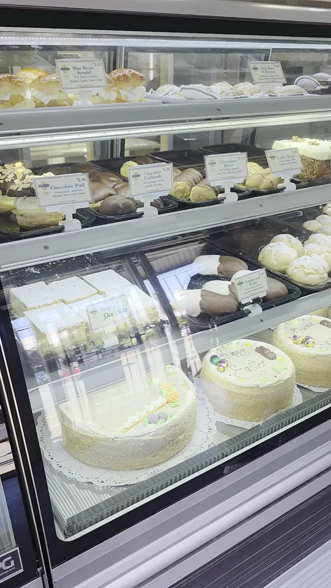 Vibe, Corica Pastries