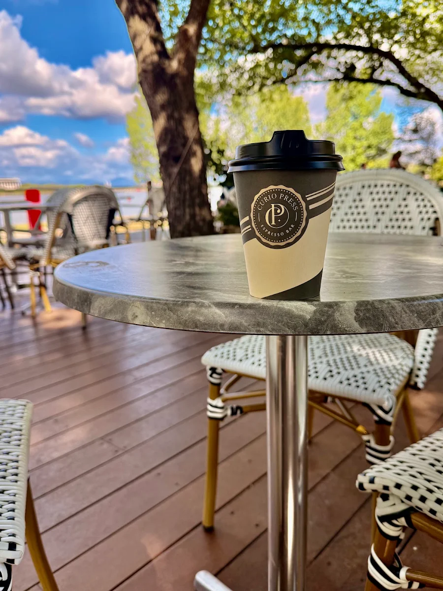 Vibe, Curio Press Espresso Bar