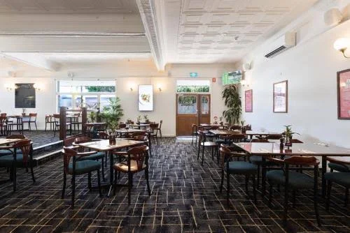 Vibe, Lambton Park Hotel