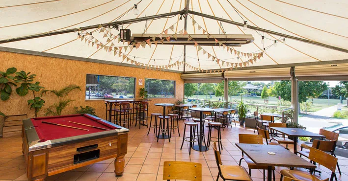 Vibe, Lambton Park Hotel