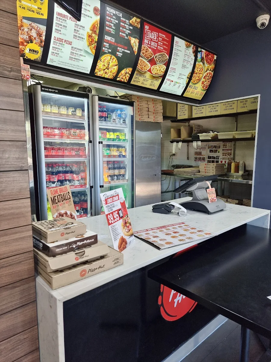 Menu, Pizza Hut Seven Hills