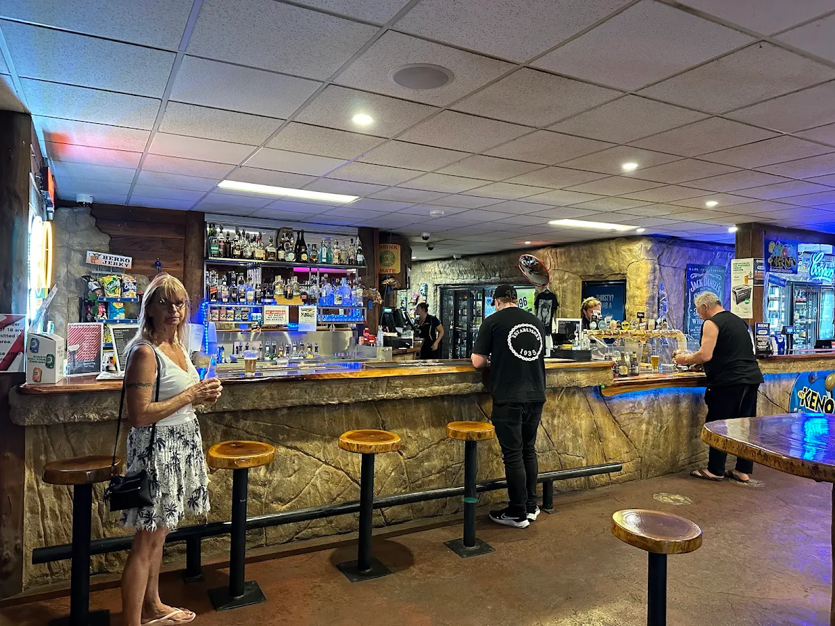 Vibe, Darwin River Tavern