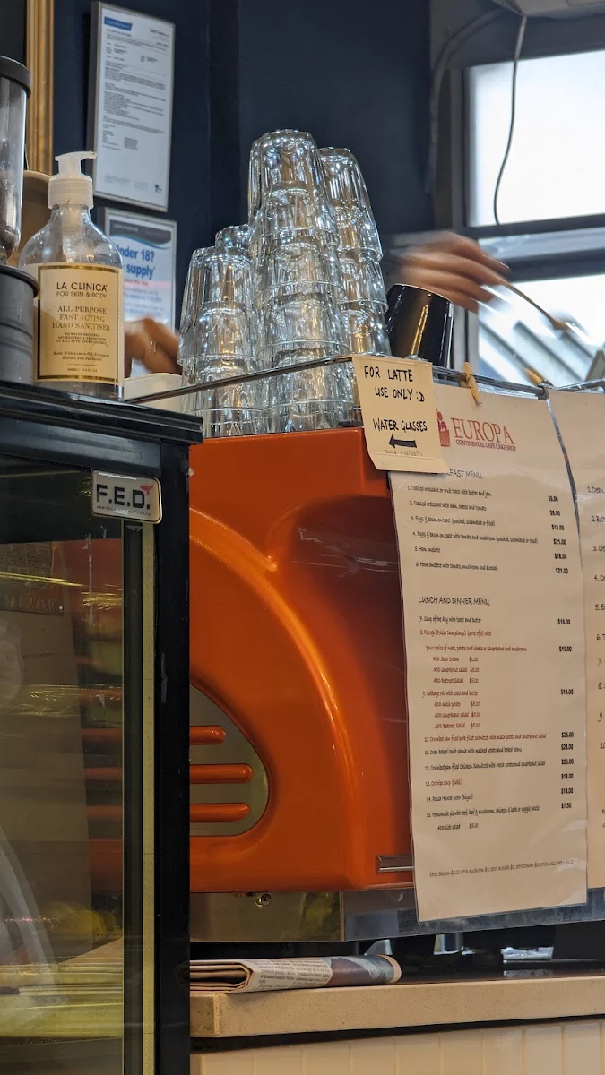 Menu, Europa Carnegie