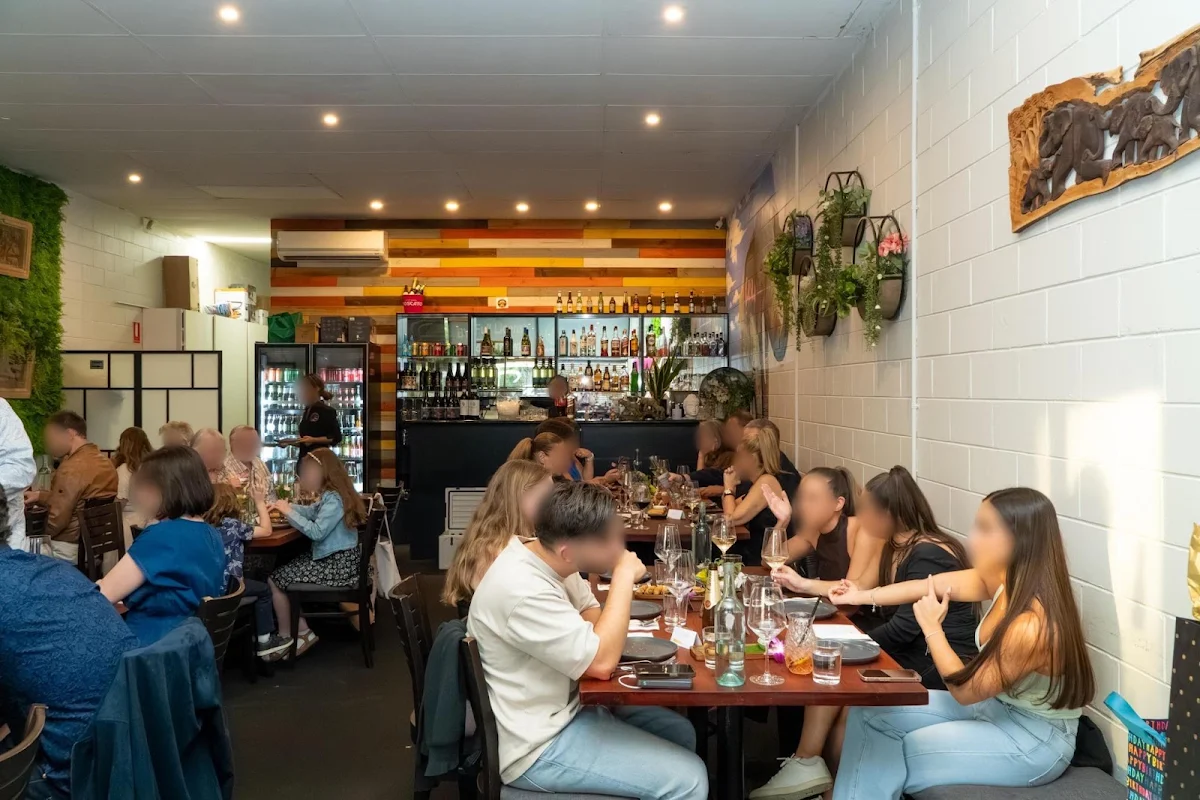 Vibe, Sassy Thai Ringwood