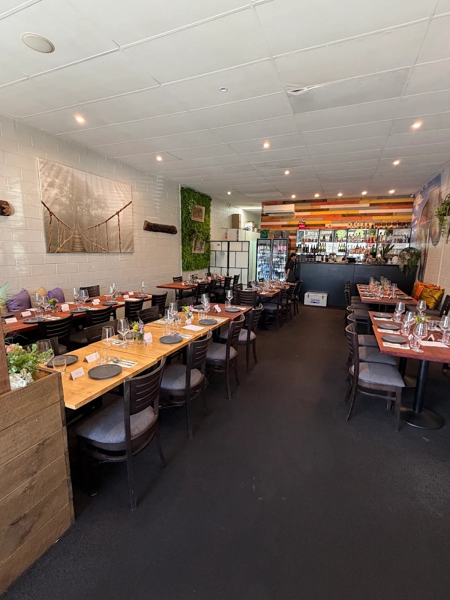 Vibe, Sassy Thai Ringwood