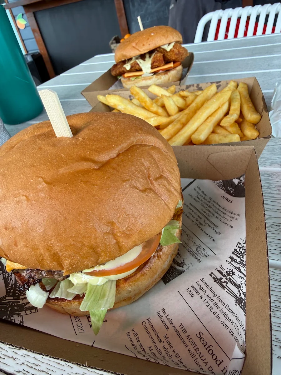 Food & drink, Bambinos Cafe