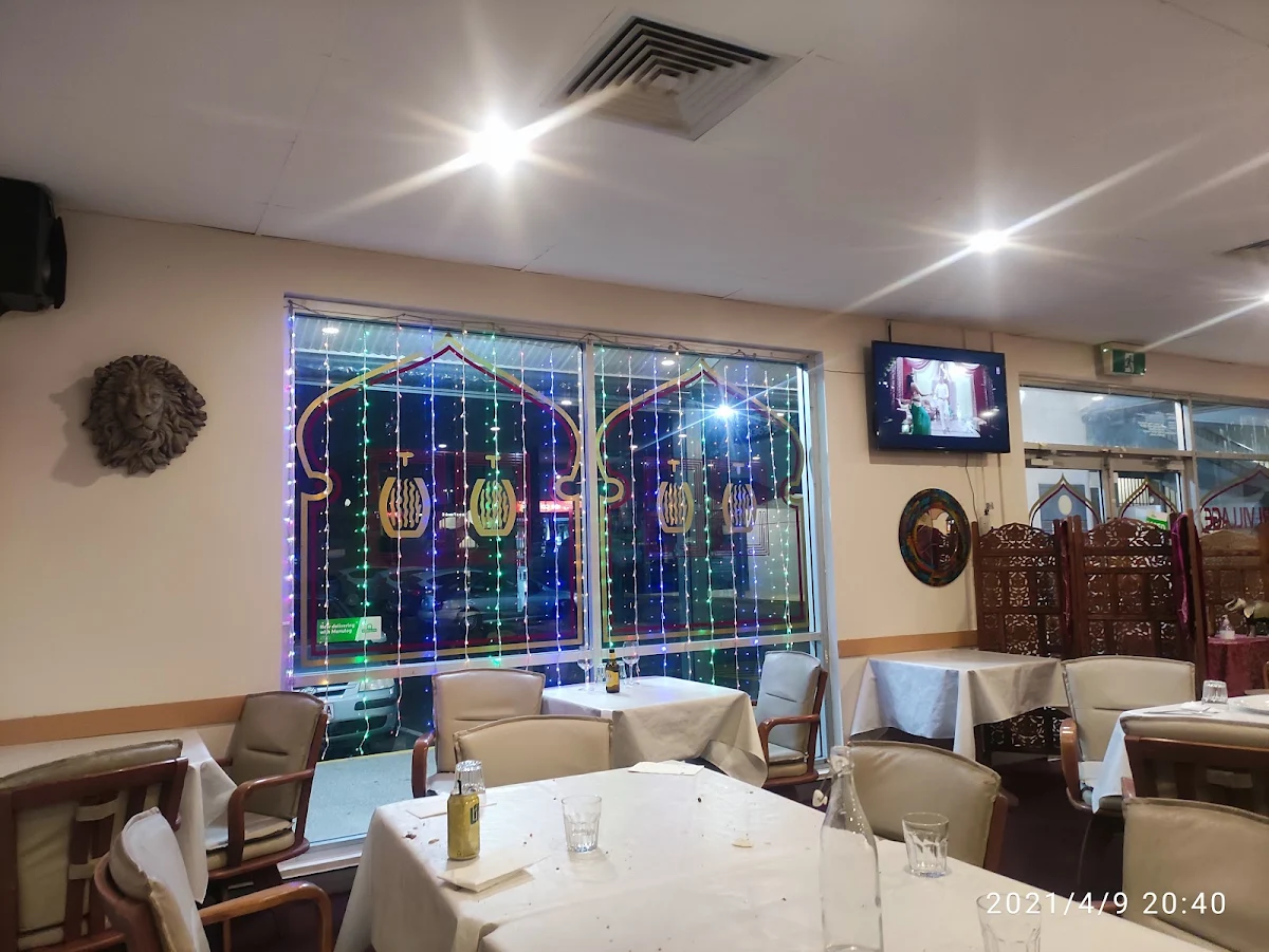 Vibe, Tandoori Village