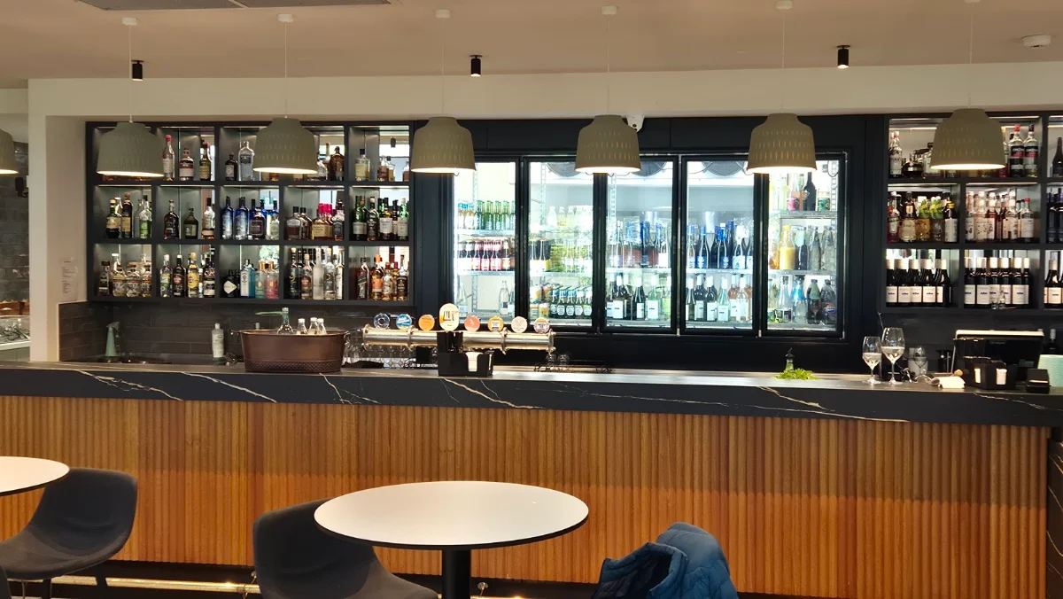 Vibe, Woodcutters Restaurant