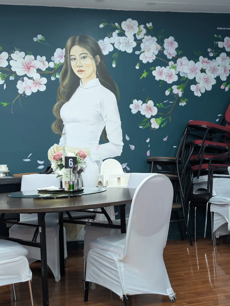 Vibe, Afghan zamarut restaurant