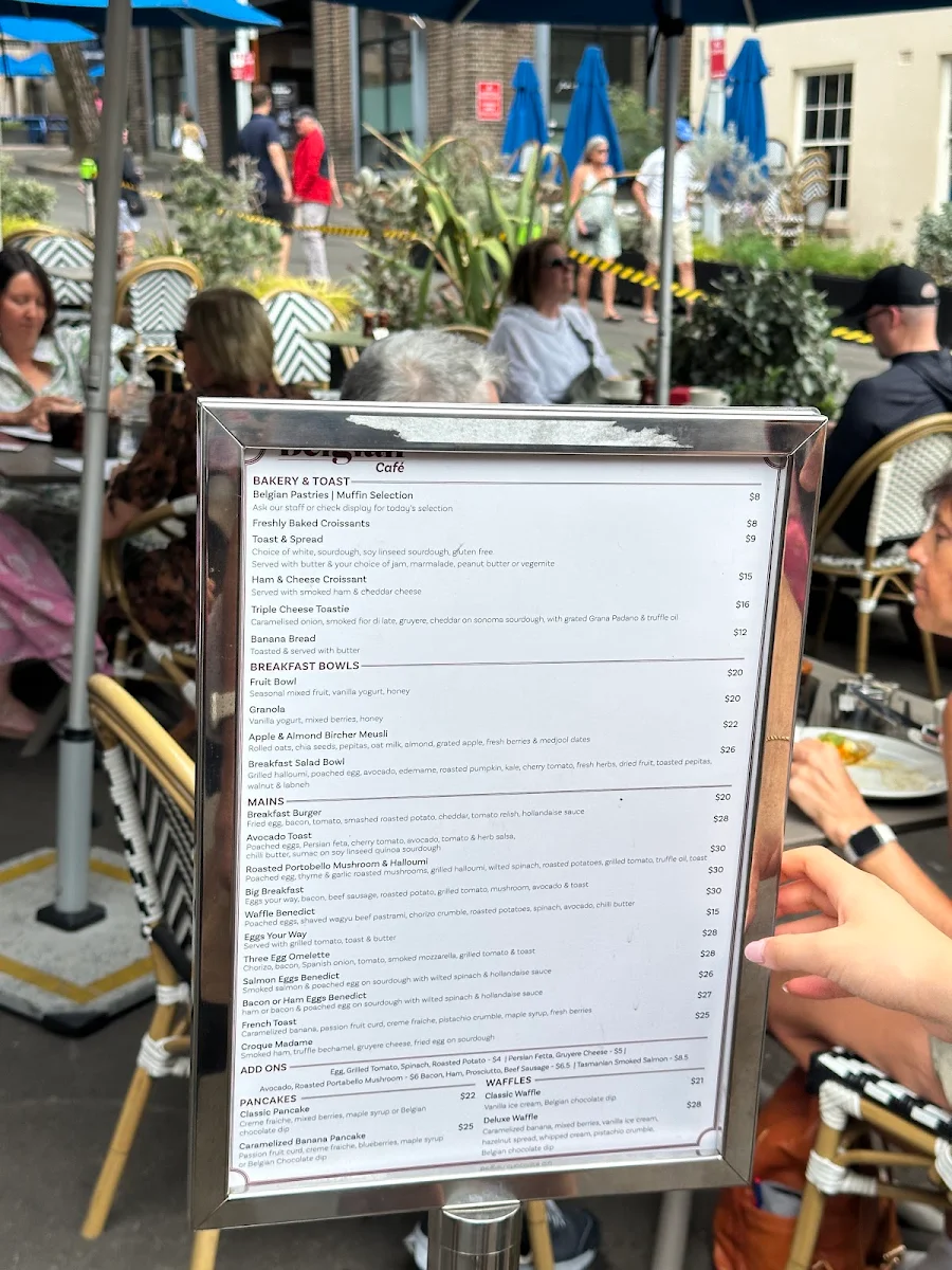 Menu, Belgian Café