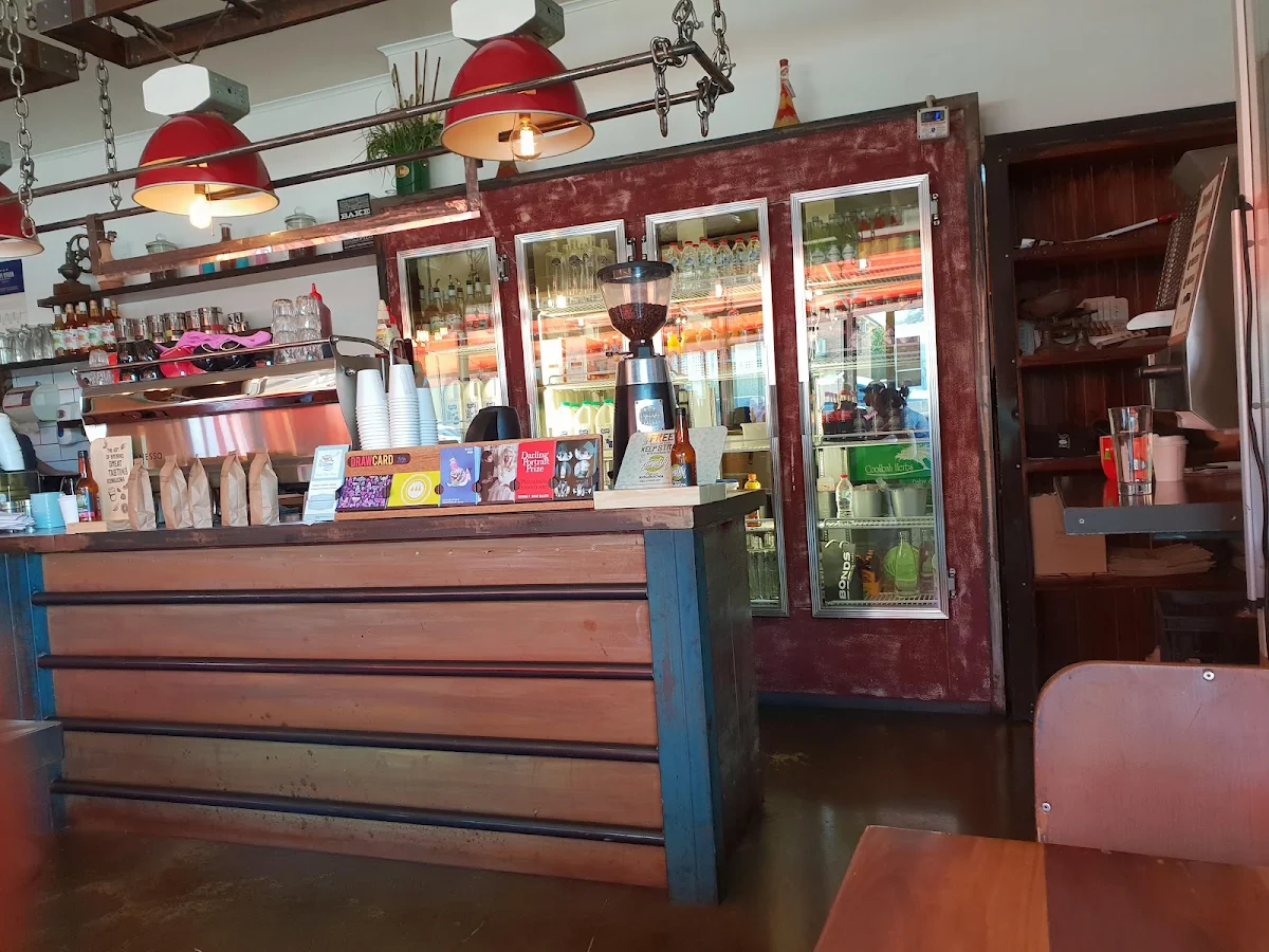 Vibe, The Old Milk Bar