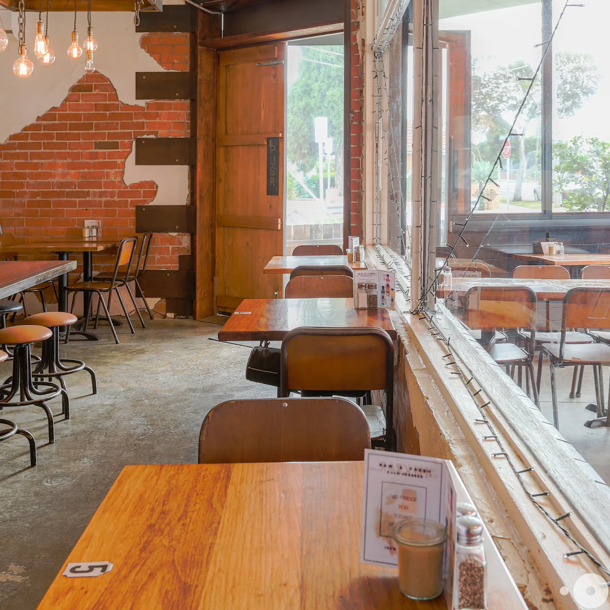 Vibe, The Old Milk Bar