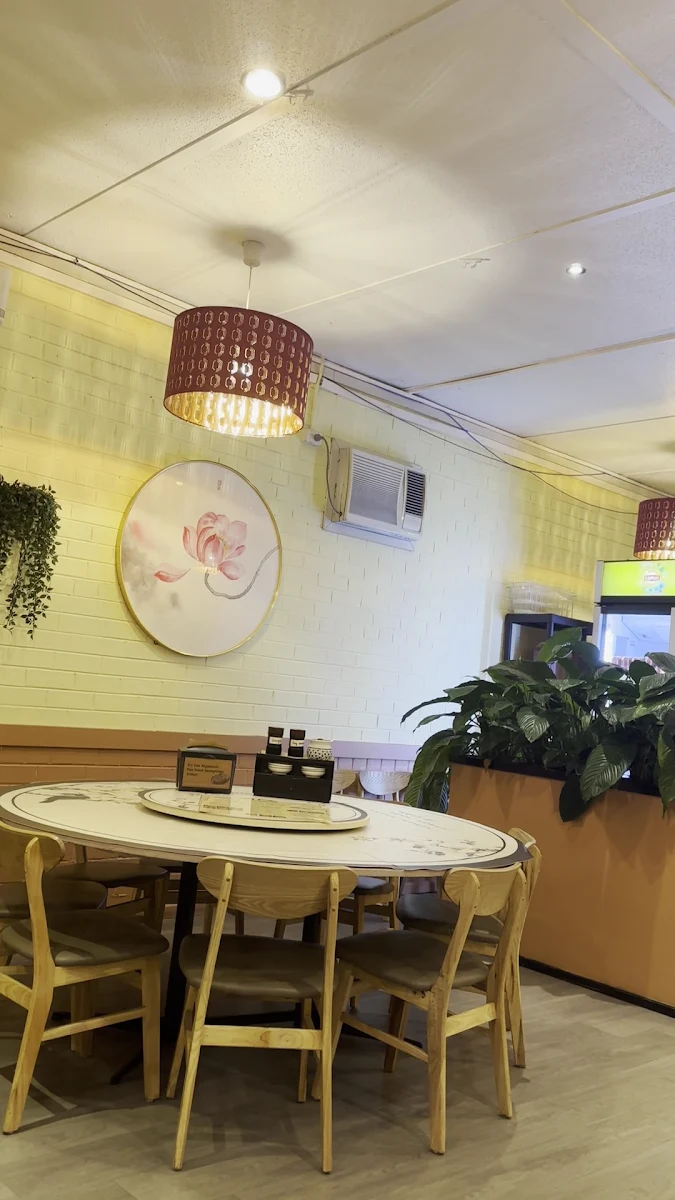 Vibe, Wang Wang Dumpling (Diamond Creek)