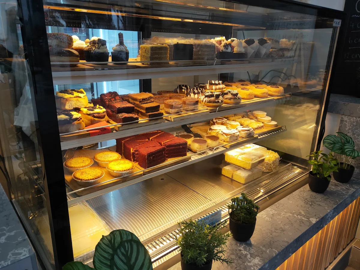 Vibe, Fiji bakery & coffee on the rocks