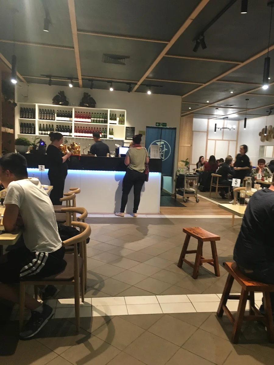 Vibe, Eight buns 笼笼香