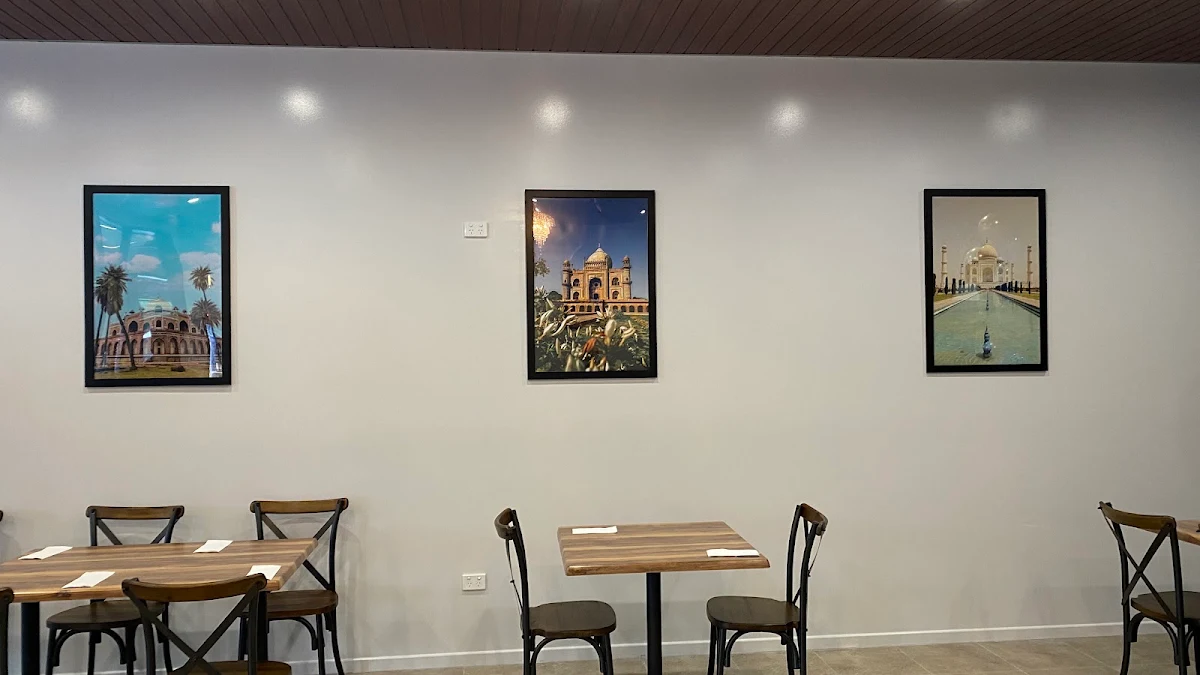 Vibe, Punjabi Brothers - Indian Cuisine Karalee