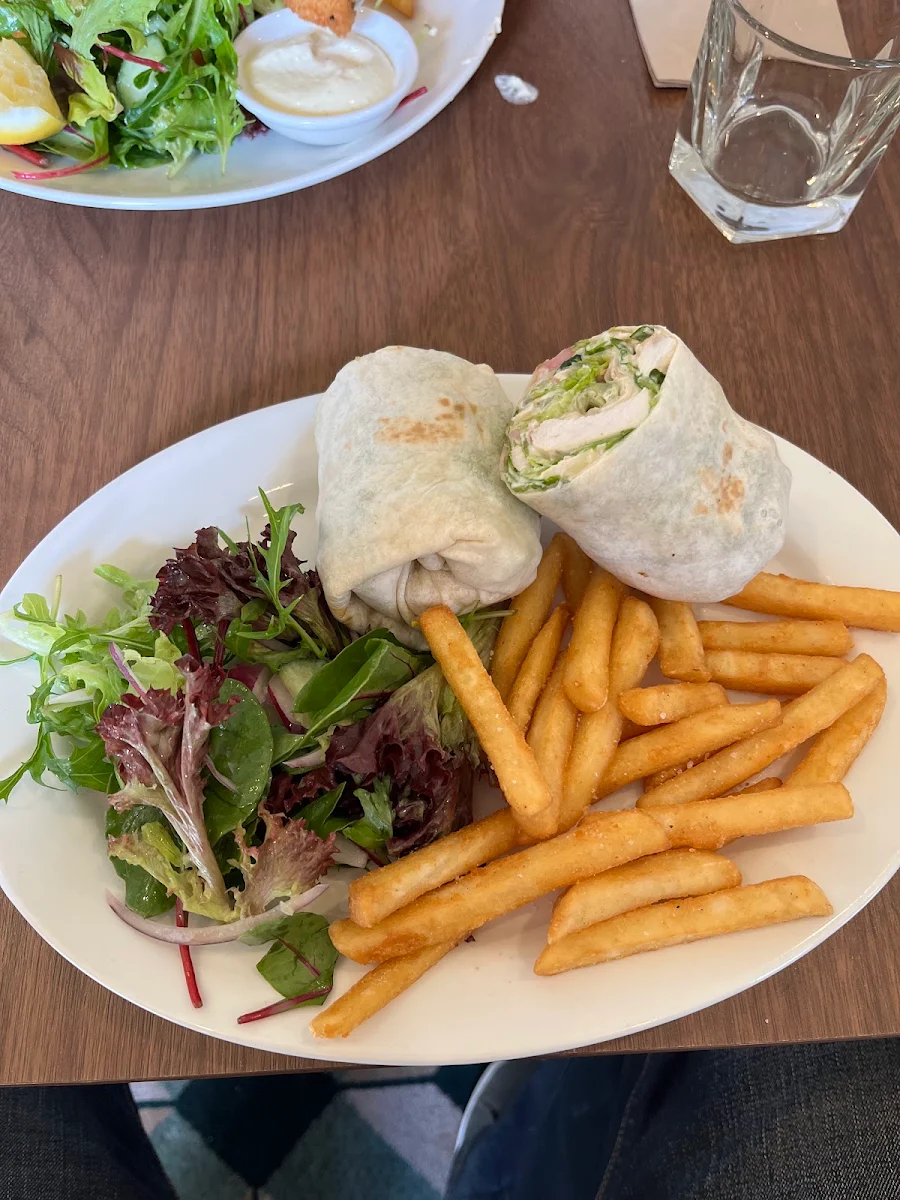 Food & drink, The Lake View Hotel