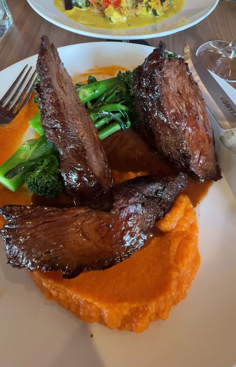 Food & drink, The Lake View Hotel