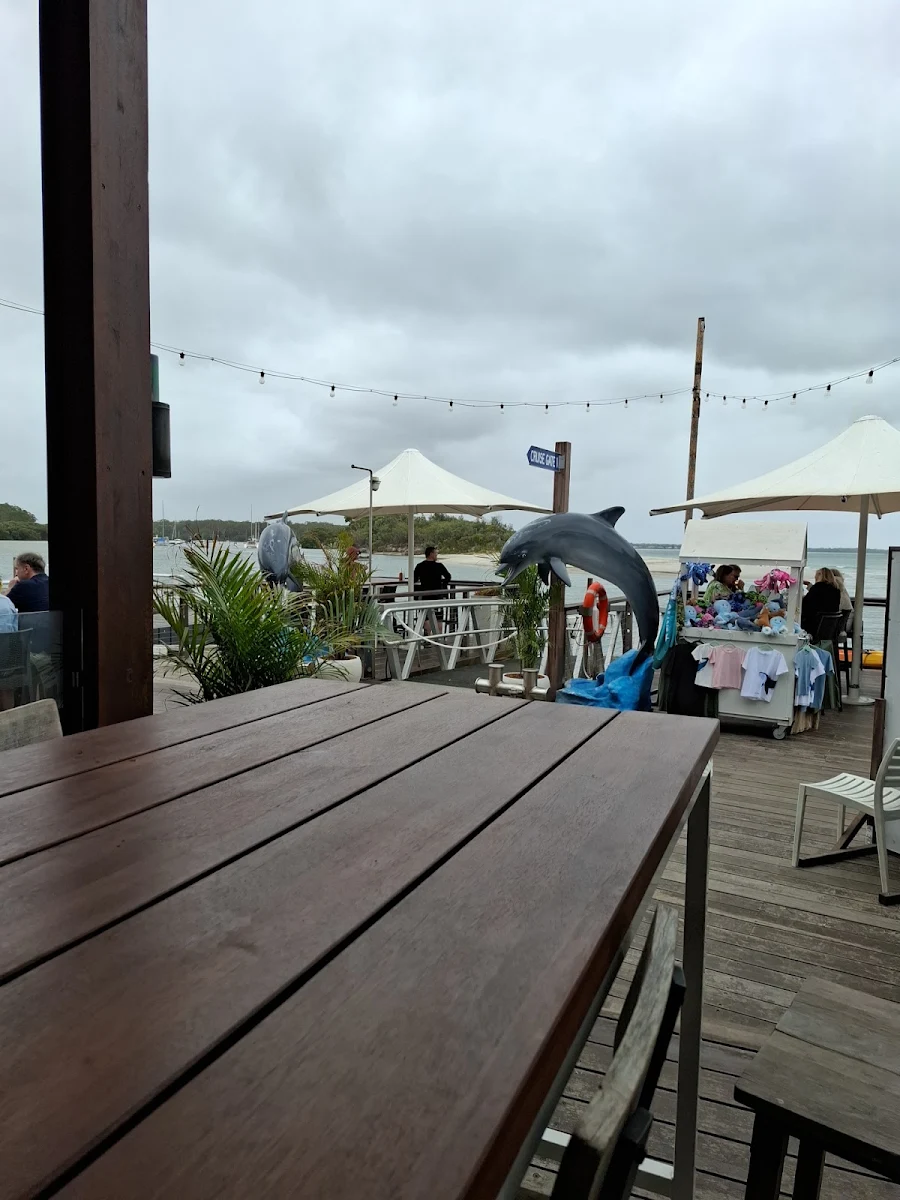 Vibe, Portside Cafe