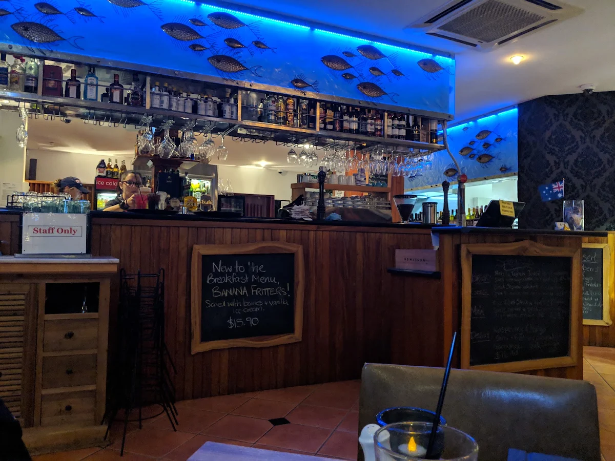 Vibe, Kacy’s Restaurant