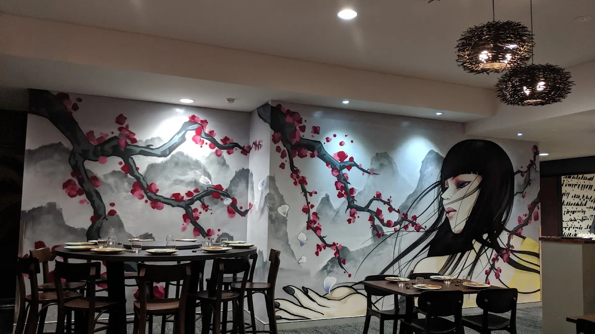 Vibe, Madame Za Restaurant and Bar