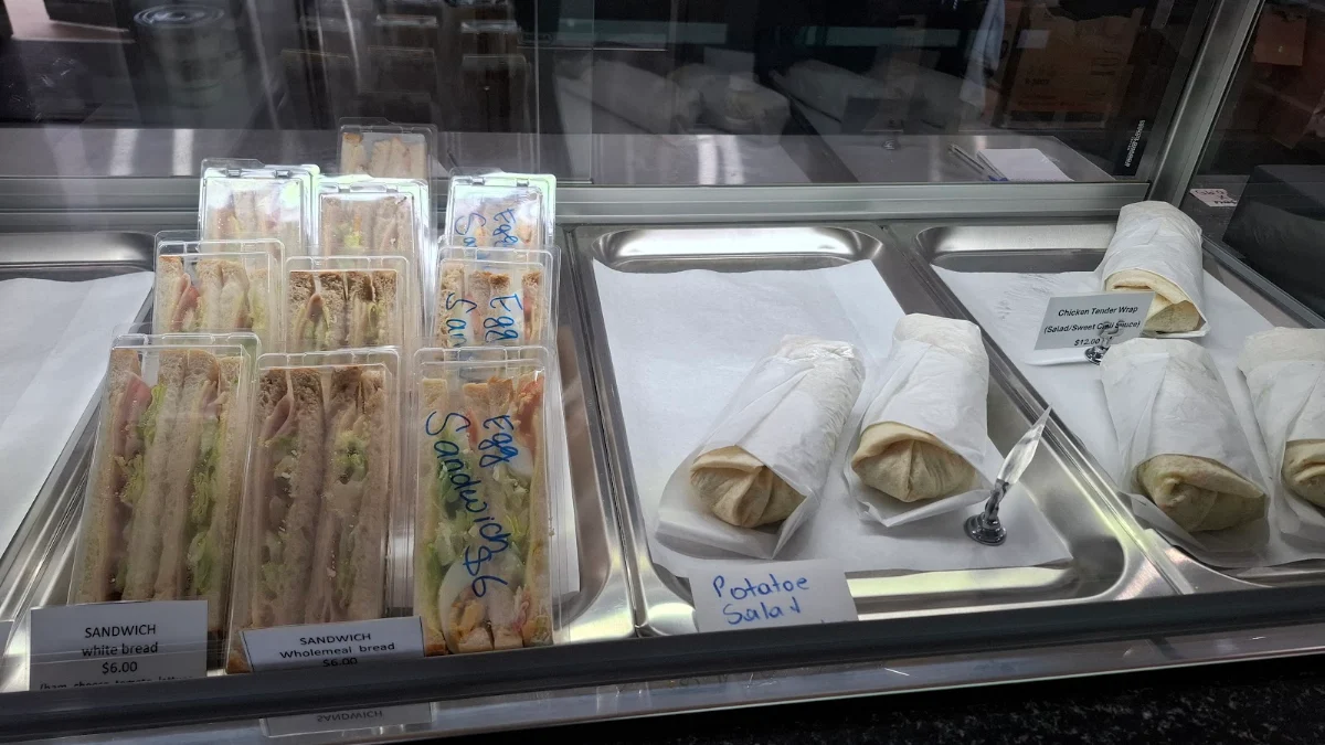 Vibe, Holtze Cafe & Greek Takeaway