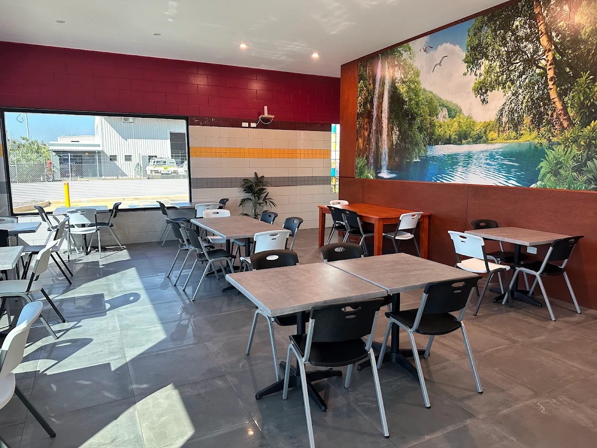 Vibe, Holtze Cafe & Greek Takeaway