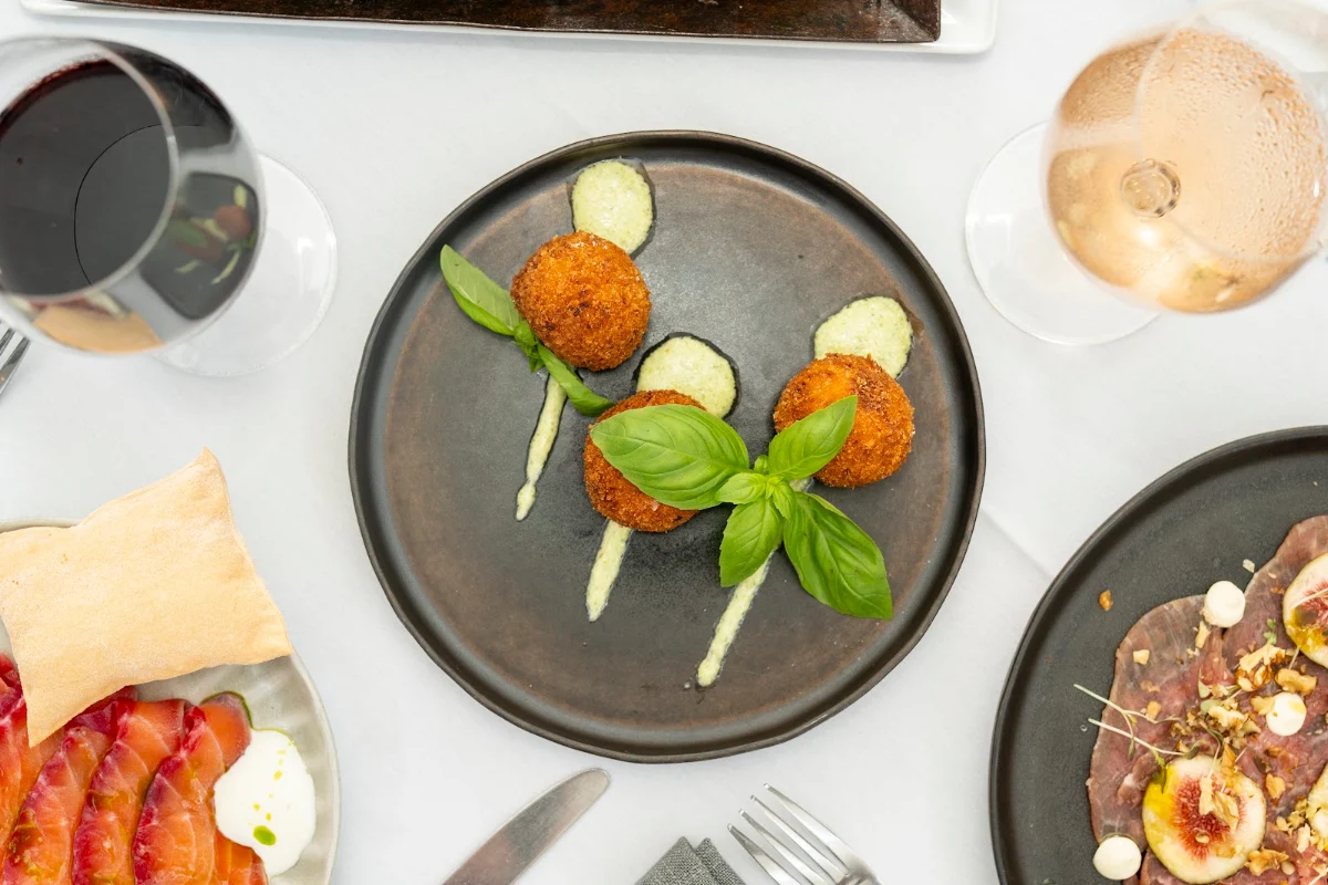 Food & drink photo 1