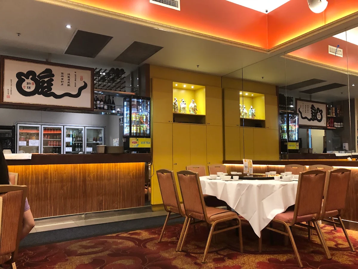 Vibe, Parkland Restaurant