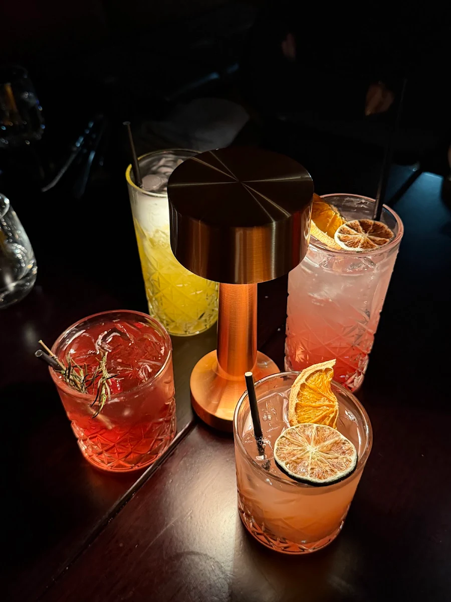 Food & drink, Astra Bar & Restaurant