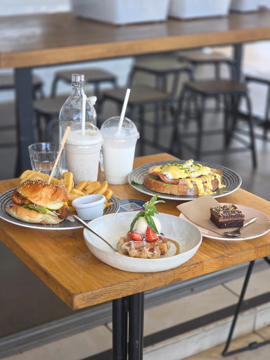 Food & drink, SeaSprout Cafe & Restaurant Freshwater