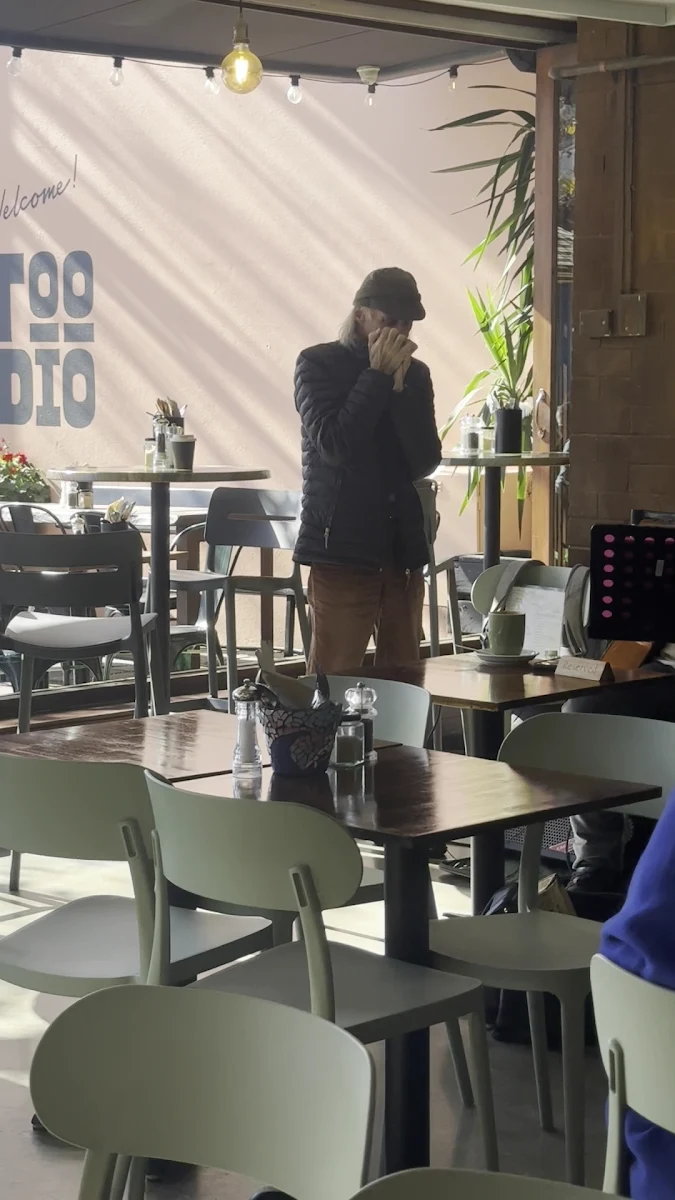 Vibe, D'Angelo Cafè