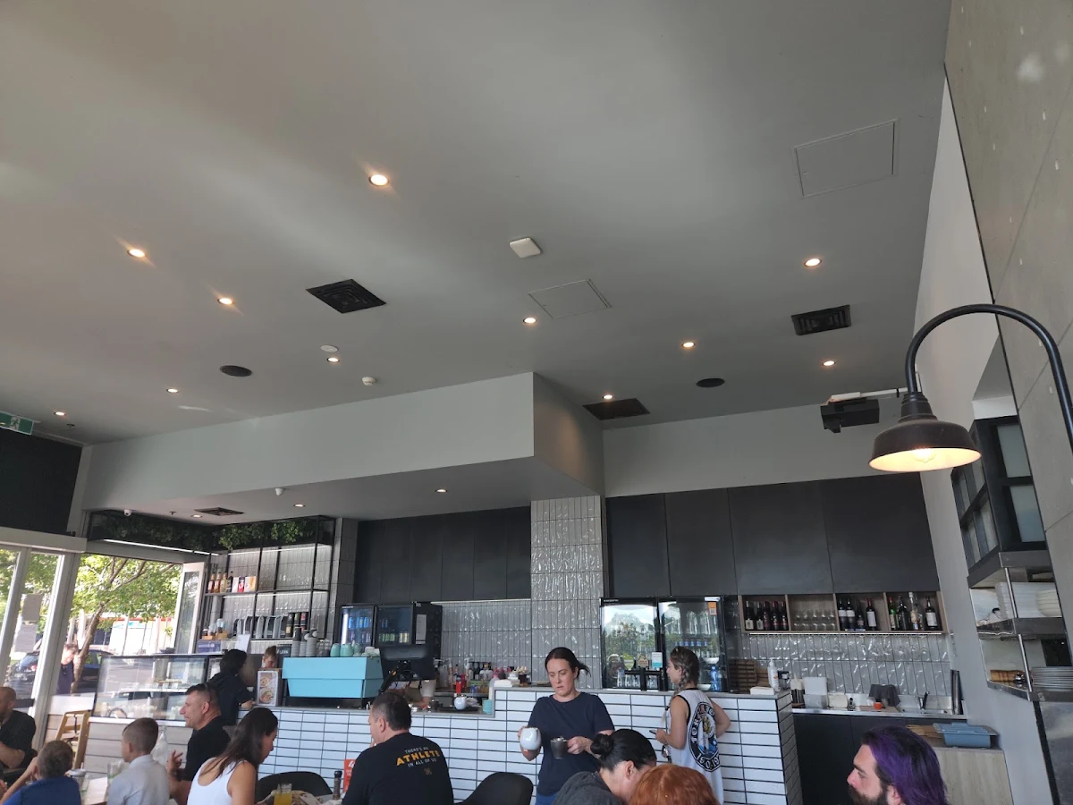 Vibe, The Coffee Club
