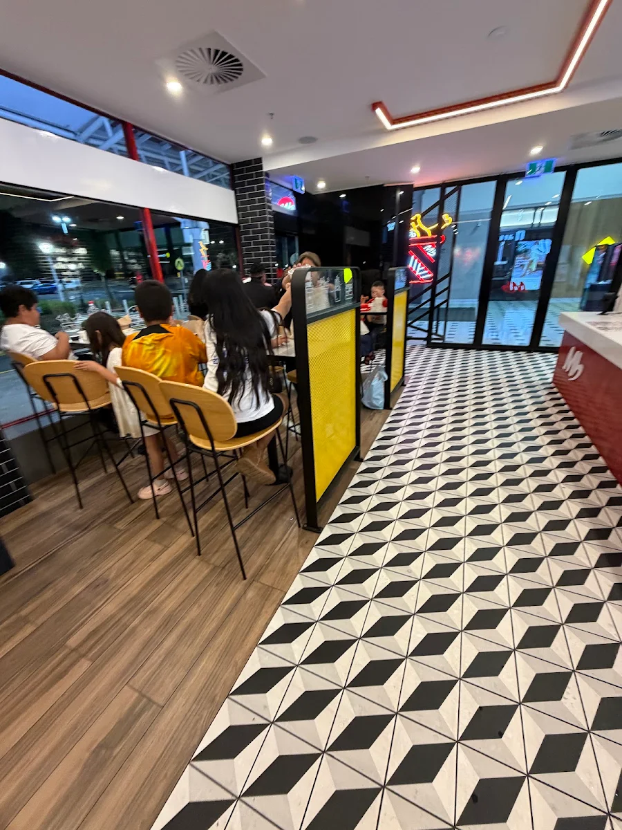 Vibe, Marrybrown Dandenong Square