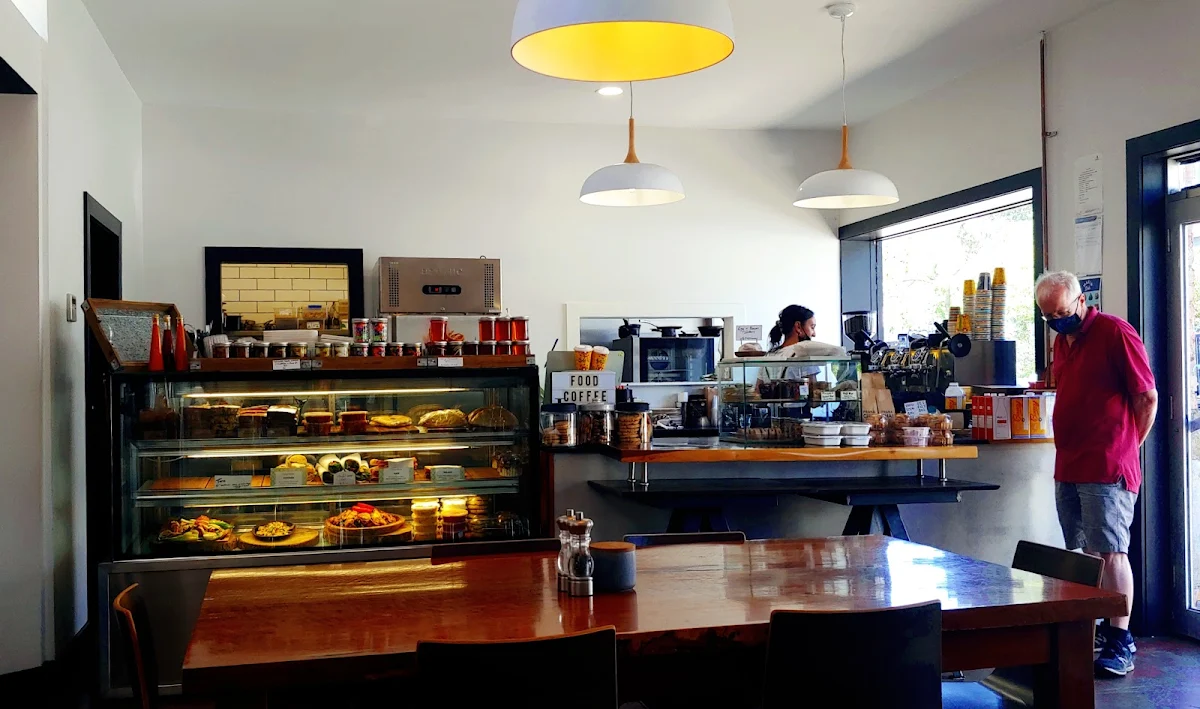 Vibe, Saint Helen Cafe