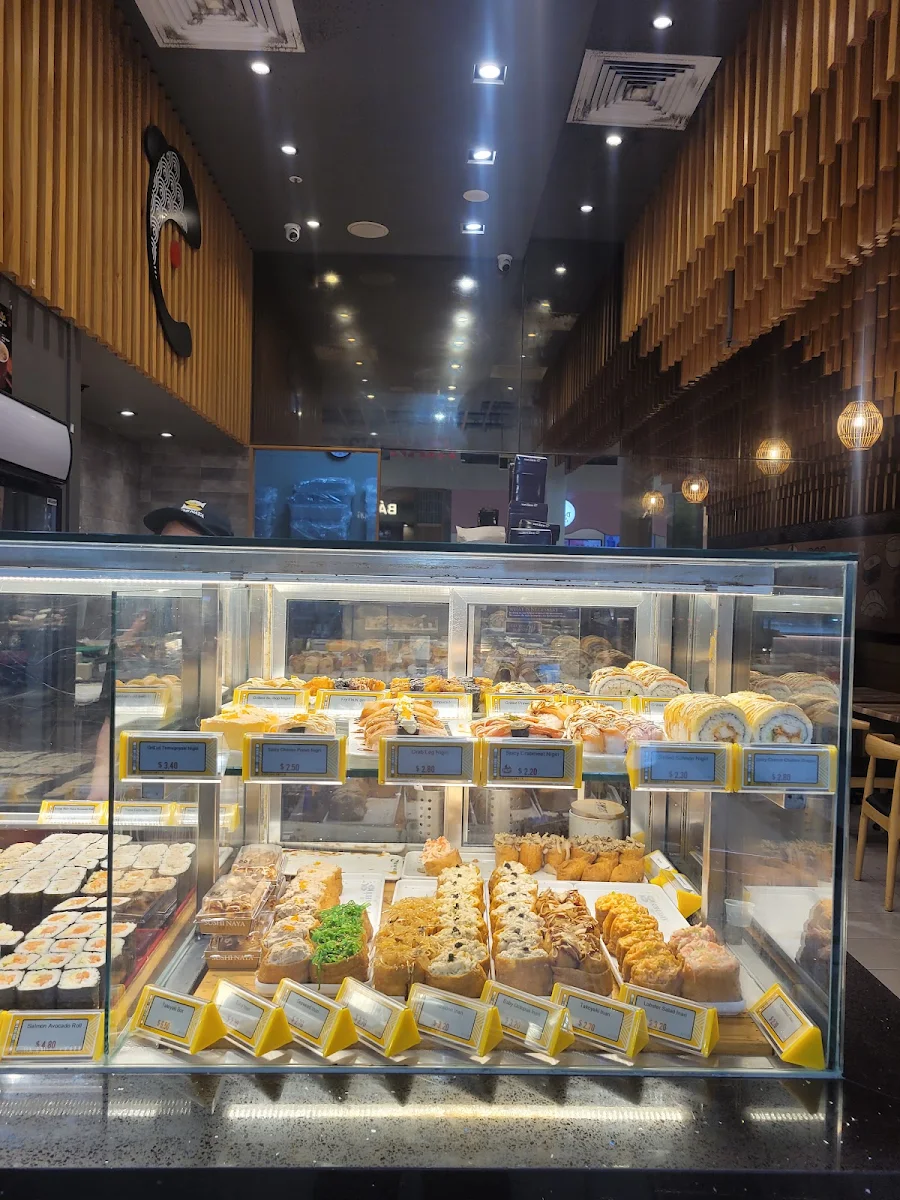 Vibe, Sushi Naya
