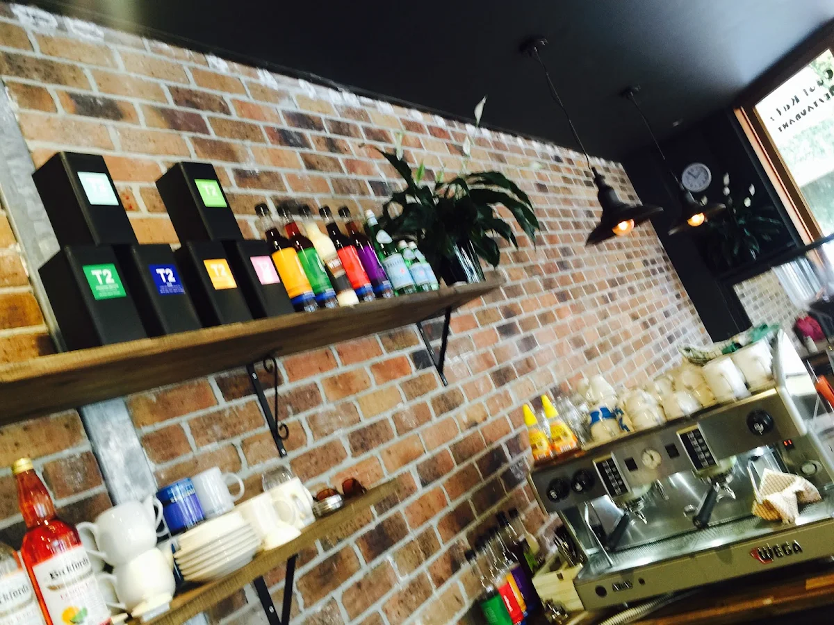 Vibe, The Hideout cafe / shakshuka barbyron bay