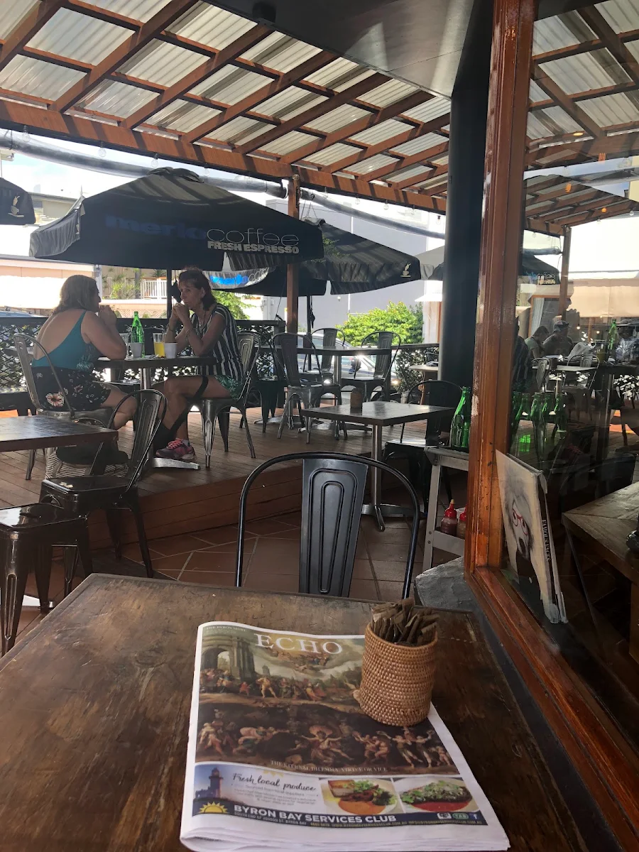 Vibe, The Hideout cafe / shakshuka barbyron bay