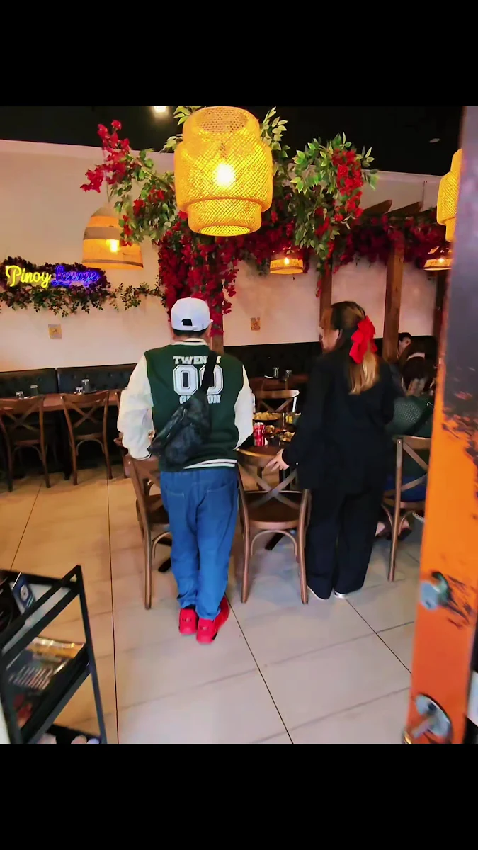 Vibe, Pinoy Lounge