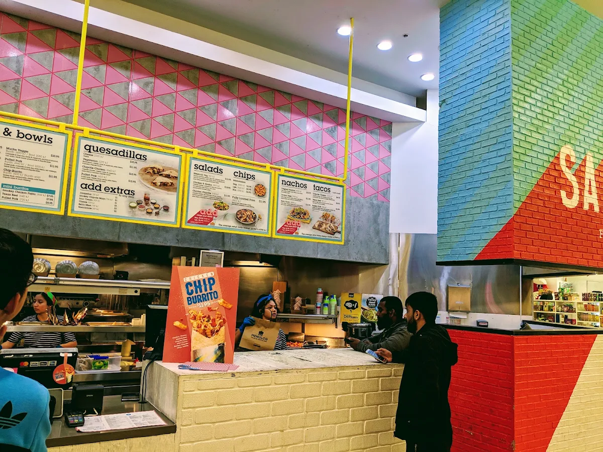 Vibe, Salsa's Fresh Mex Grill