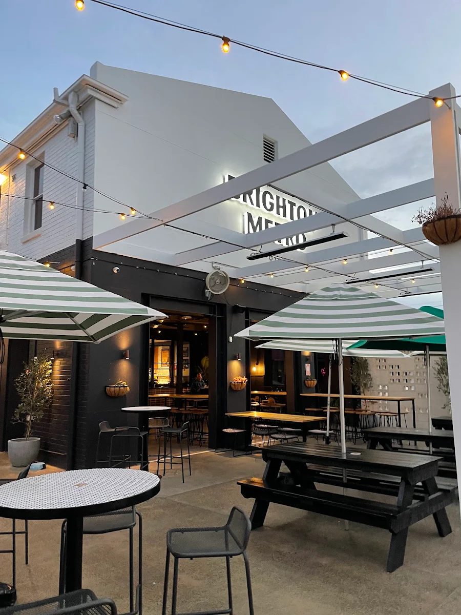 Vibe, Brighton Metro Hotel