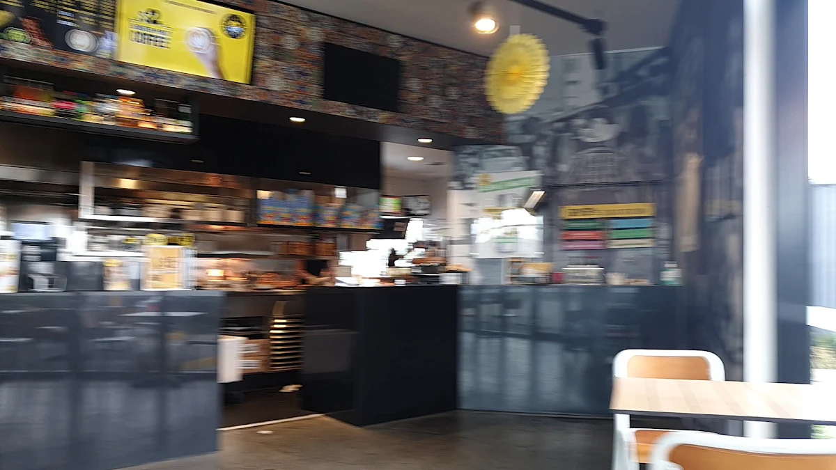 Vibe, Guzman y Gomez - Acacia Ridge
