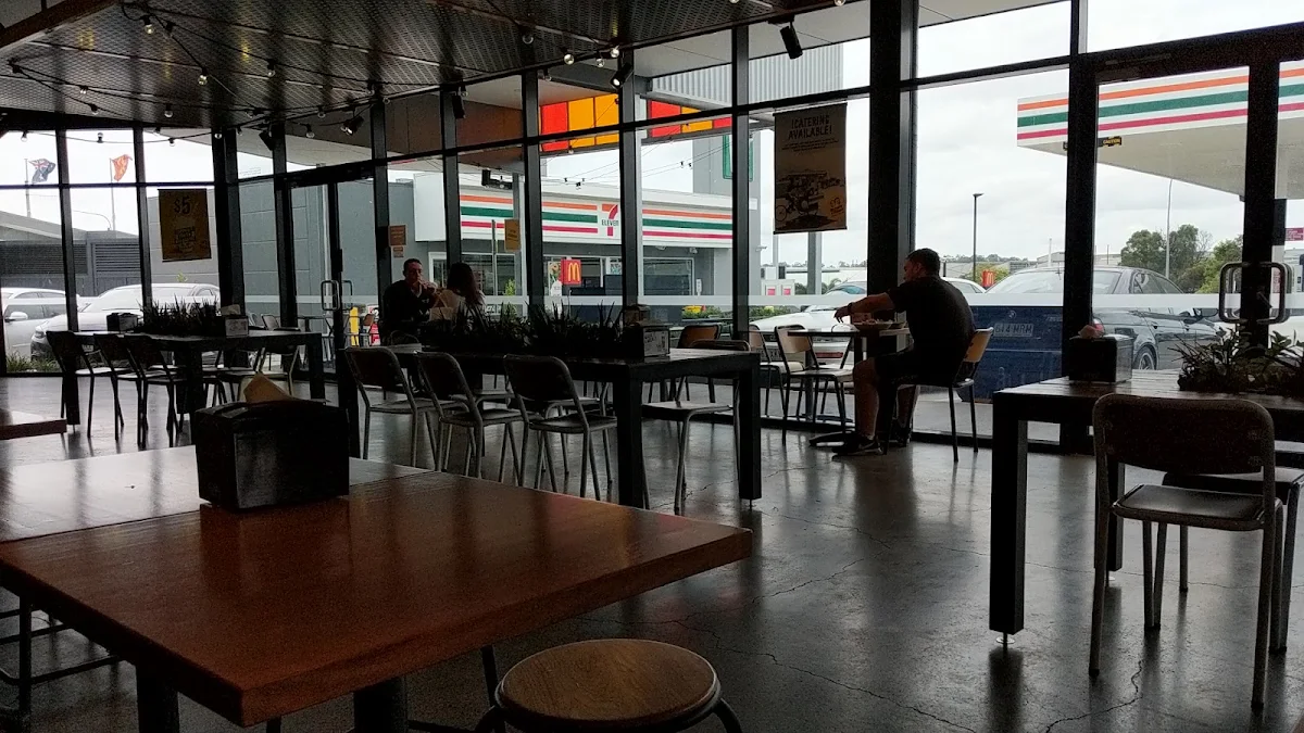 Vibe, Guzman y Gomez - Acacia Ridge