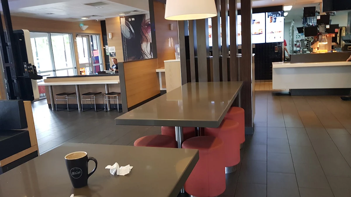 Vibe, McDonald's Bellbowrie